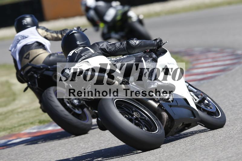 Archiv-2025/16 16.05.2025 PROMAX ADR/Gruppe gruen/unklar